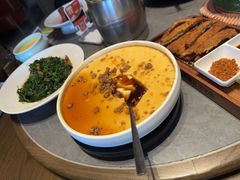-吴越荣记苏州菜·松鼠桂鱼100%活鱼现做(斜塘老街店)