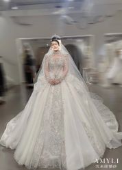 -艾米丽婚纱礼服