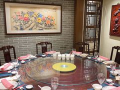 -梅龙镇酒家(南京西路总店)