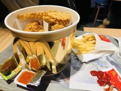 -麦当劳(世界城广场店)