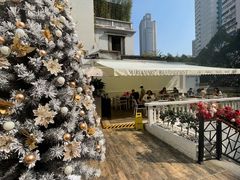 -Mark&Mars Restaurant