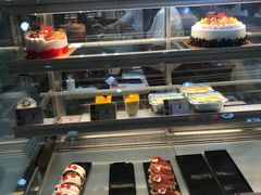 面包甜点陈列柜-长乐饼家(五羊新城店)