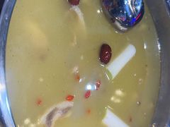 -二钳洞庭虾蟹·江湖菜(成都鹭岛店)