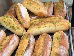 -Dough&Joe团憩(瑞虹天地月亮湾店)