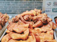 -老鼎万春卤菜(五代传承创始老店)