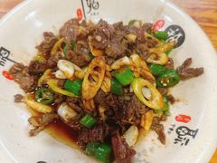 -何永光123鲜牛肉馆(1号店)