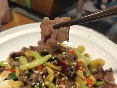 小炒鲜牛肉-豫江南川湘料理(岗顶六店)
