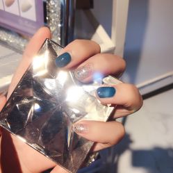 -杨美丽·美甲美睫