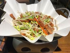 芹菜芽菜炒榆耳丝-十二舍·湯物素煮(江泰潤政店)