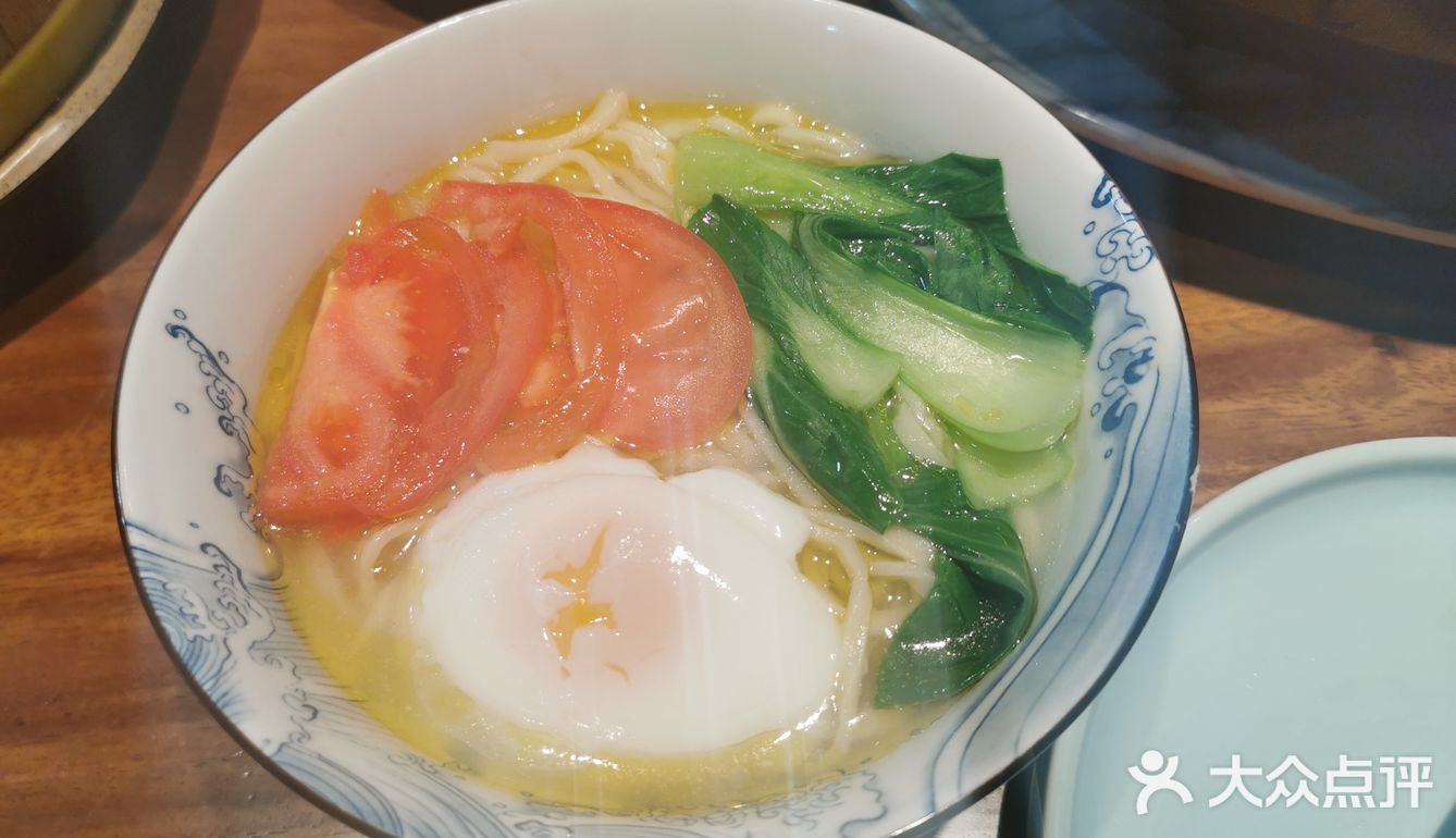 168一份，还点了臭鳜鱼和金针菇，烤串