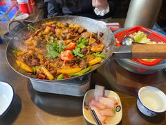 -富正毅三下锅·湘西韵味(天门山索道店)