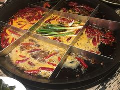 -岗上渣渣老火锅(两路口店)