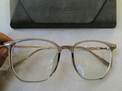 -爱视眸Eyeblling眼镜·依视路·蔡司镜片折扣店(百联南方商城购物中心)