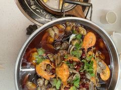 -老东镇啤酒屋海鲜加工·蒸汽海鲜·海鲜烧烤(台东店)