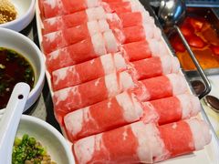 -海底捞火锅(曹安公路店)