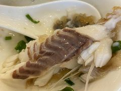 特色葱油飞鱼-岭南海晏楼(滨江东总店)