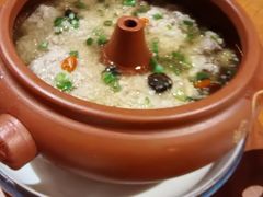 汽锅菌子肉饼-老滇山寨•云南特色菜•地方菜•民族风情歌舞表演(金碧店)