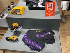 -NIKE品牌体验店(南京东路店)