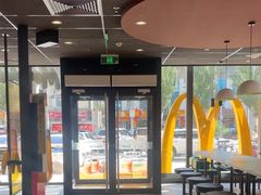 -麦当劳(呼市新华东街店)