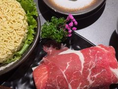 -湊湊火锅·茶憩(杭州湖滨银泰in77店)