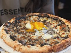 黑松露披萨-IL TEATRO 精品意大利餐厅