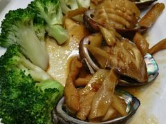 -鑫悦楼煎蟹·16年海鲜大排档