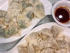 素三鲜-黄家饺子东北特色菜馆(湖滨商业街店)