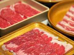-牛YO寿喜烧·铁板烧和牛火锅自助(市府恒隆店)