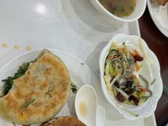 -聚德华天护国寺小吃(甜水园店)