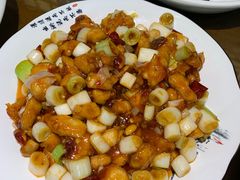 -东口码头·烧鸽子·鱼头泡饼·地方菜(金鹰悦城店)