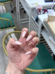 -晨·艺美甲美睫
