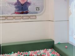 -龙格亲子游泳·水育早教运动中心(绿宝中心)