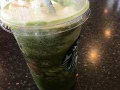 -星巴克臻选(深圳龙华红山天虹店)