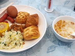 面包-凤鸣阁餐厅（凤山温泉宴宾楼）(昌平镇店)