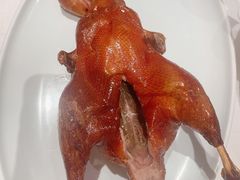 港式烤乳鸭-东富酒家(龙湖西溪天街店)