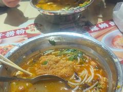 -柳州肥姨妈大骨螺蛳粉(东靖路店)