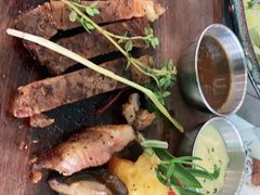 -拾挚扒房(招商花园城店)