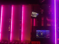 -温莎KTV(珠江路店)