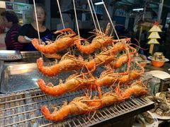 -六合夜市