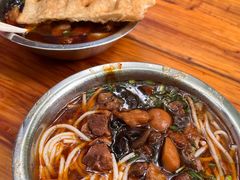 -燕子牛肉面(渣家路店)