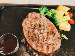 -必胜客(WOW中心城店)