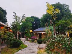 -湘力力小院·鱼汤泡饭(枫林路店)