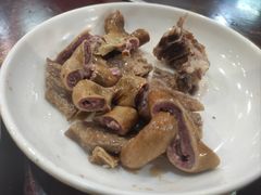 卤水鹅掌生肠-禄源公·老莞诚饭店