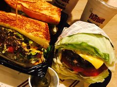-The Habit Burger Grill 哈比特汉堡(复兴soho店)