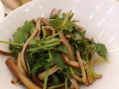 -侬佳蒸菜馆(听潮店)