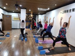 -兴亚瑜伽20年老馆