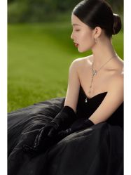 -樱花婚纱摄影