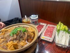 -沙胆彪炭炉牛杂煲(上海日月光广场店)