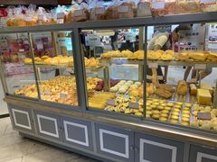 面包甜点陈列柜-BreadTalk面包新语·烘焙蛋糕(广州白云五号店)