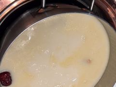 -洪氏嗨捞·猪肚鸡火锅(阳光天地店)